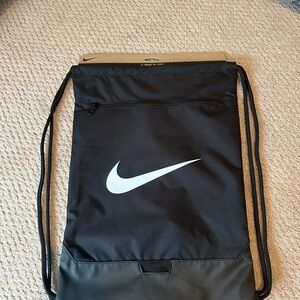 Nike drawstring bag